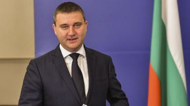 Владислав Горанов: От 1 януари 2023 г. ще пазаруваме с евро
