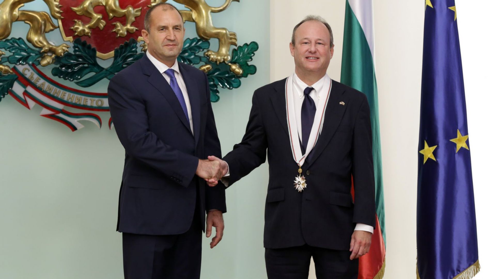 Президентът Румен Радев удостои Ерик Рубин посланик на САЩ