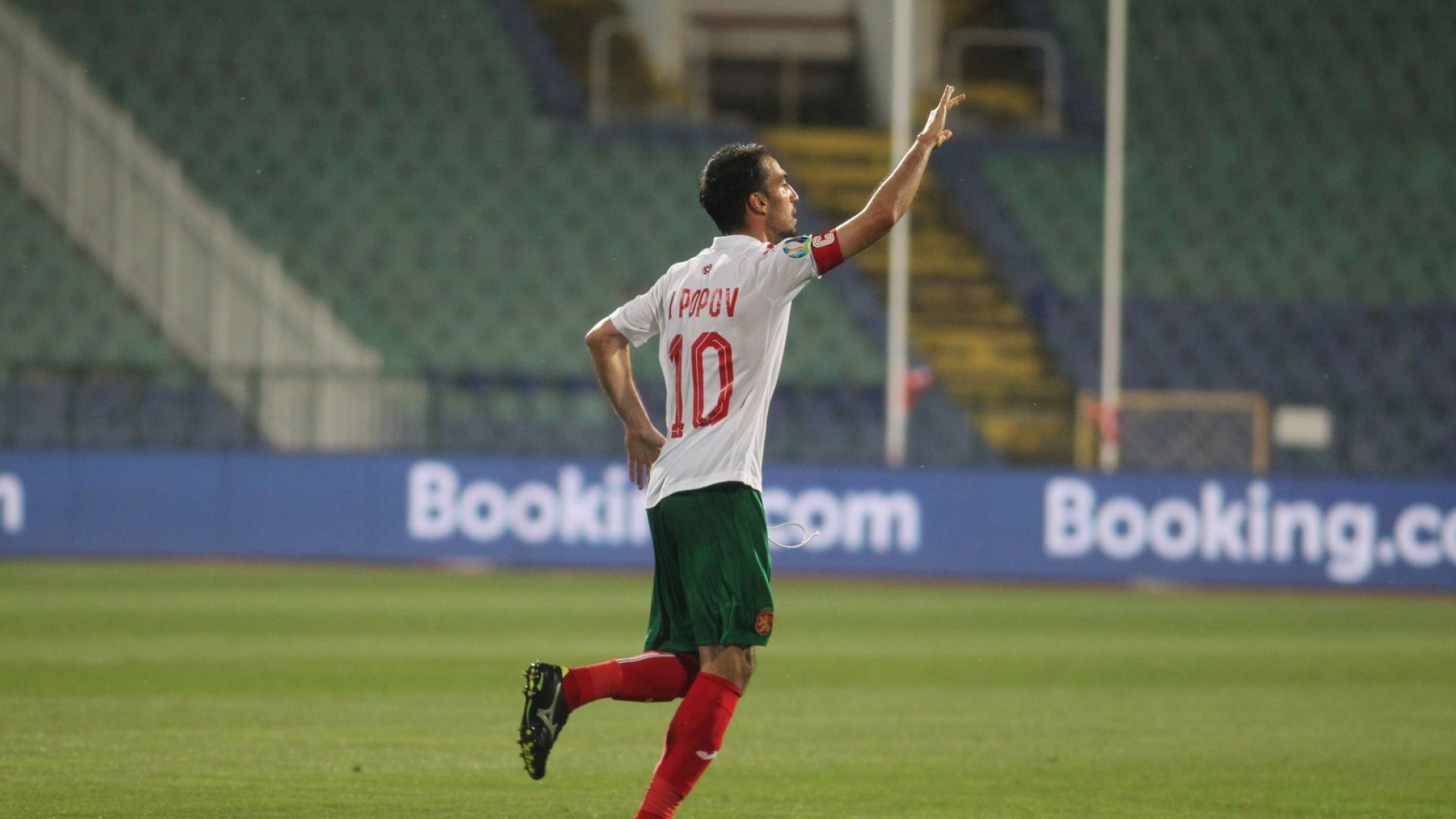 Ивелин Попов няма да се връща в националния отбор