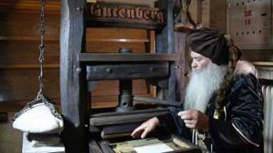 Изложба събира на едно място знакови български печатни книги