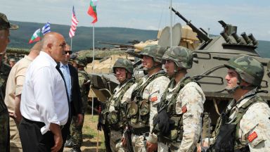Борисов: С новите изтребители ще пазим и Северна Македония (снимки, видео)