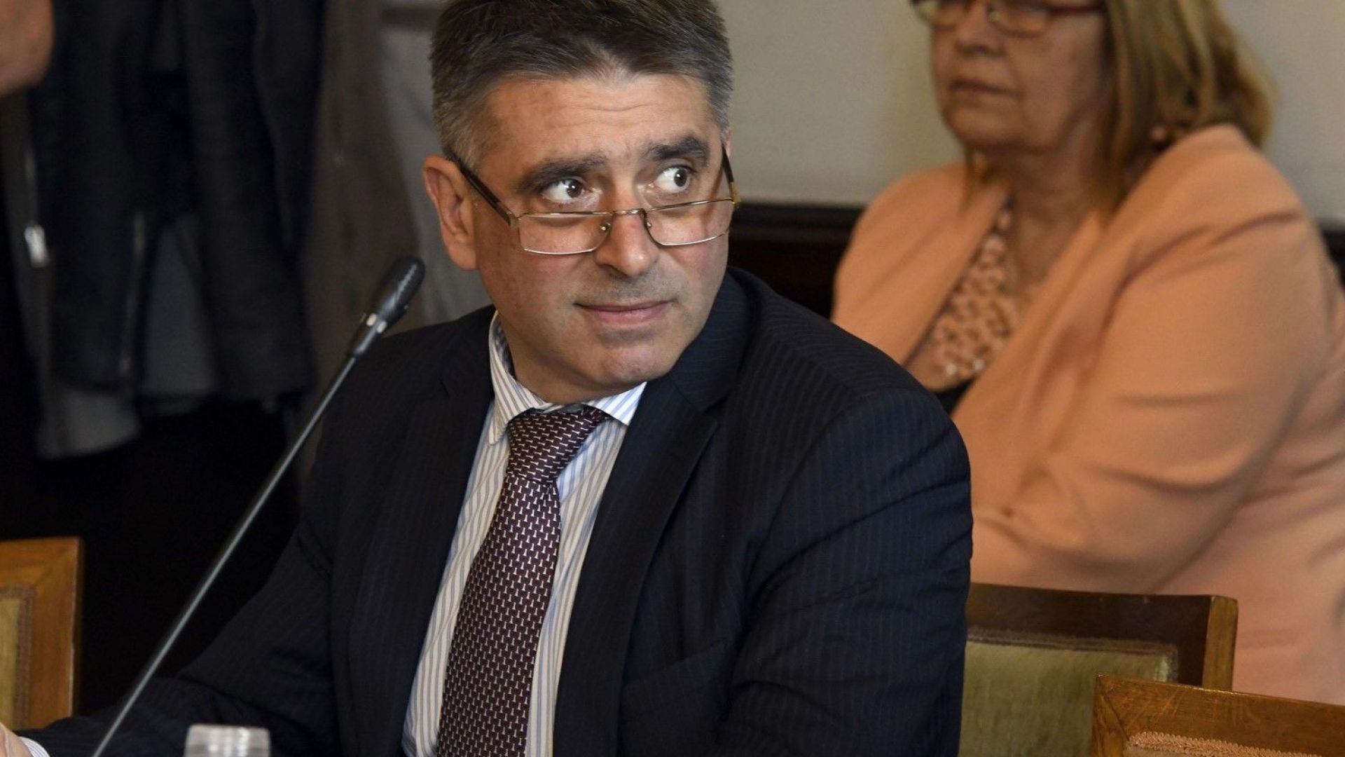 Правосъдният министър Данаил Кирилов ще подаде оставка ако Механизмът за