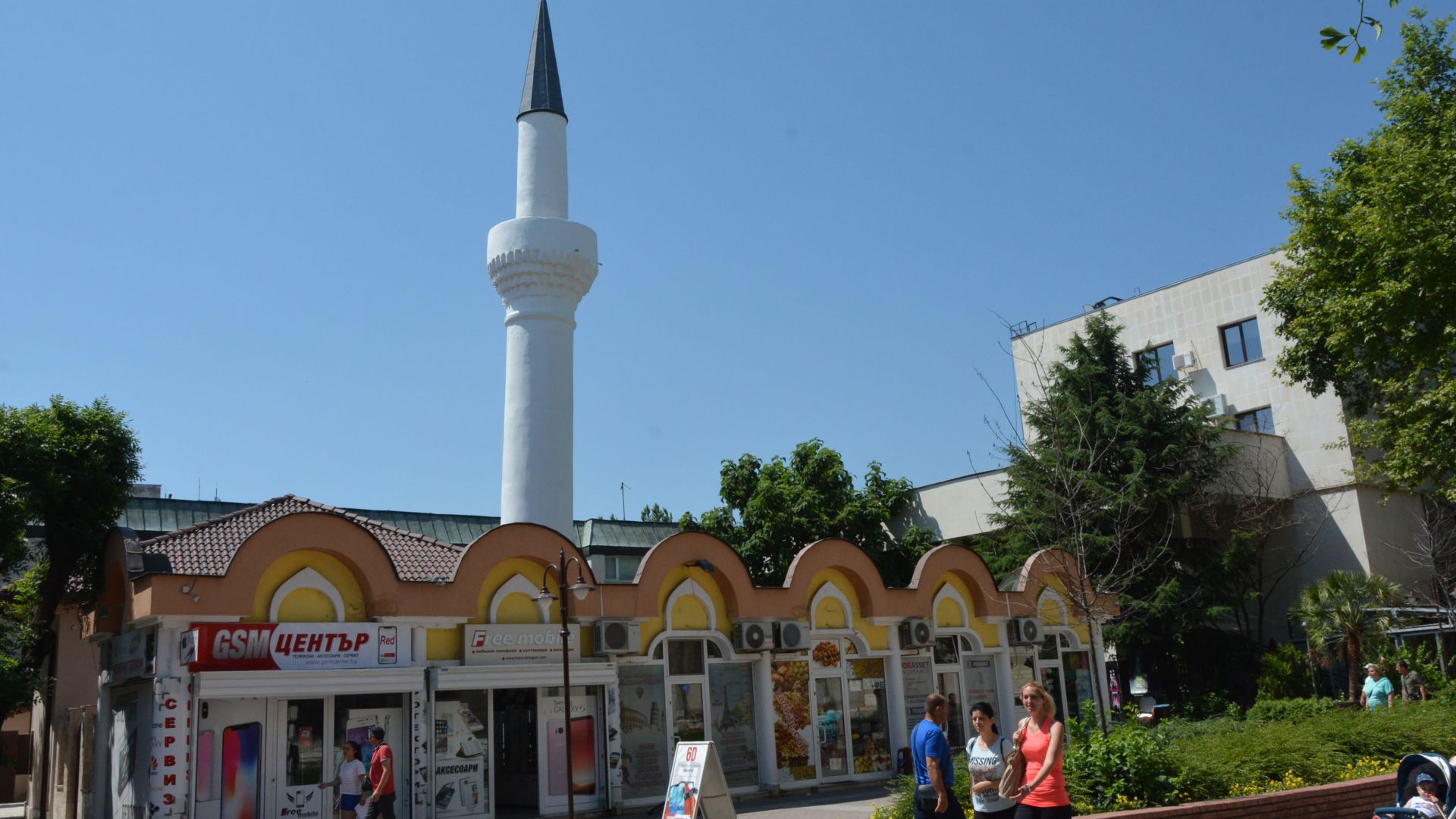Най-старата джамия в България бе открита след дълъг ремонт (снимки)