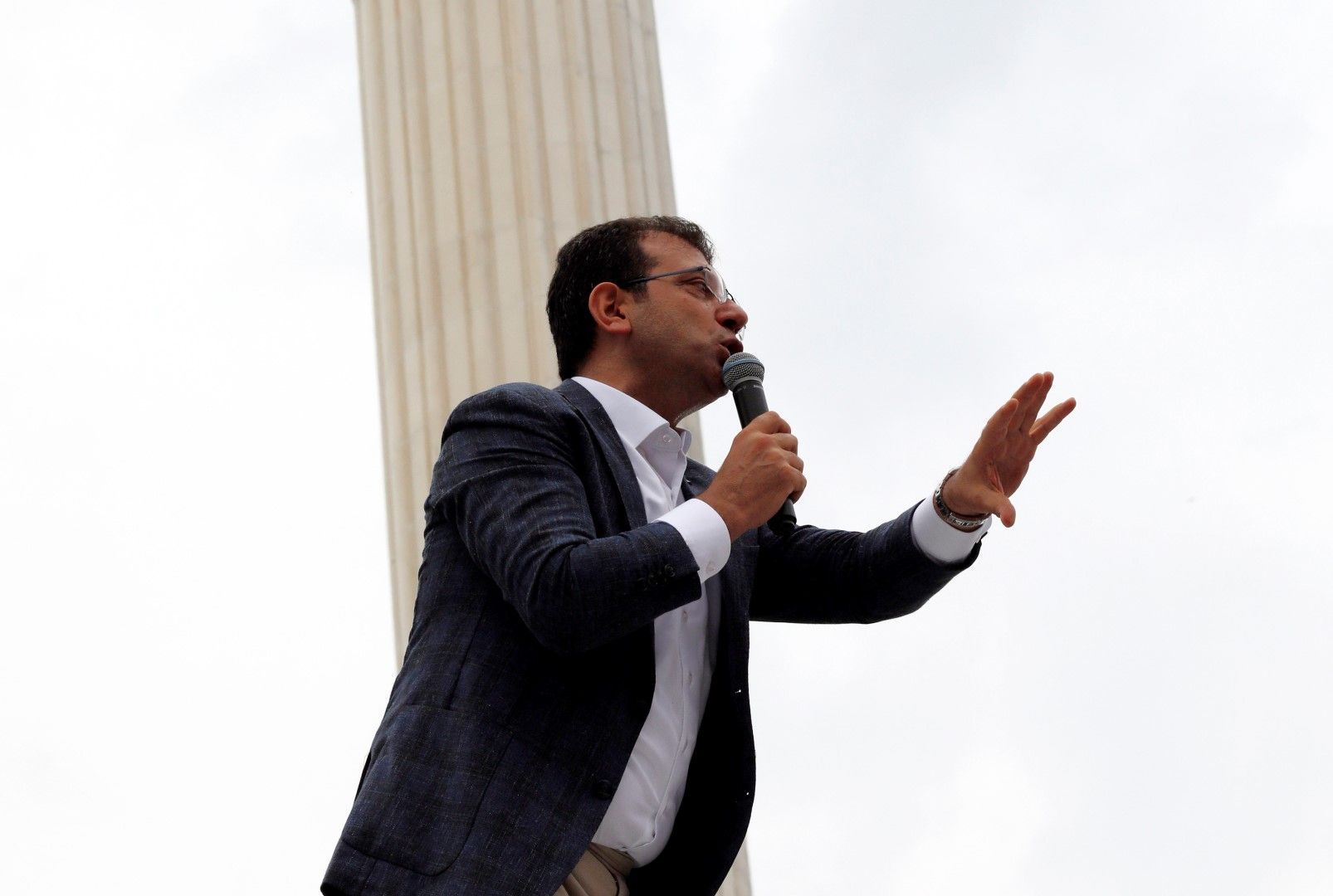 Екрем Имамоглу в предизборна кампания за кмет на Истанбул, 12 юни 2019 г.