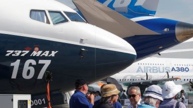 "Боинг" плаща $100 млн. на семействата на жертвите от катастрофите на двата самолета 737 Max 