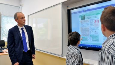 Правителството одобри списъка на иновативните училища за учебната 2020 2021 година