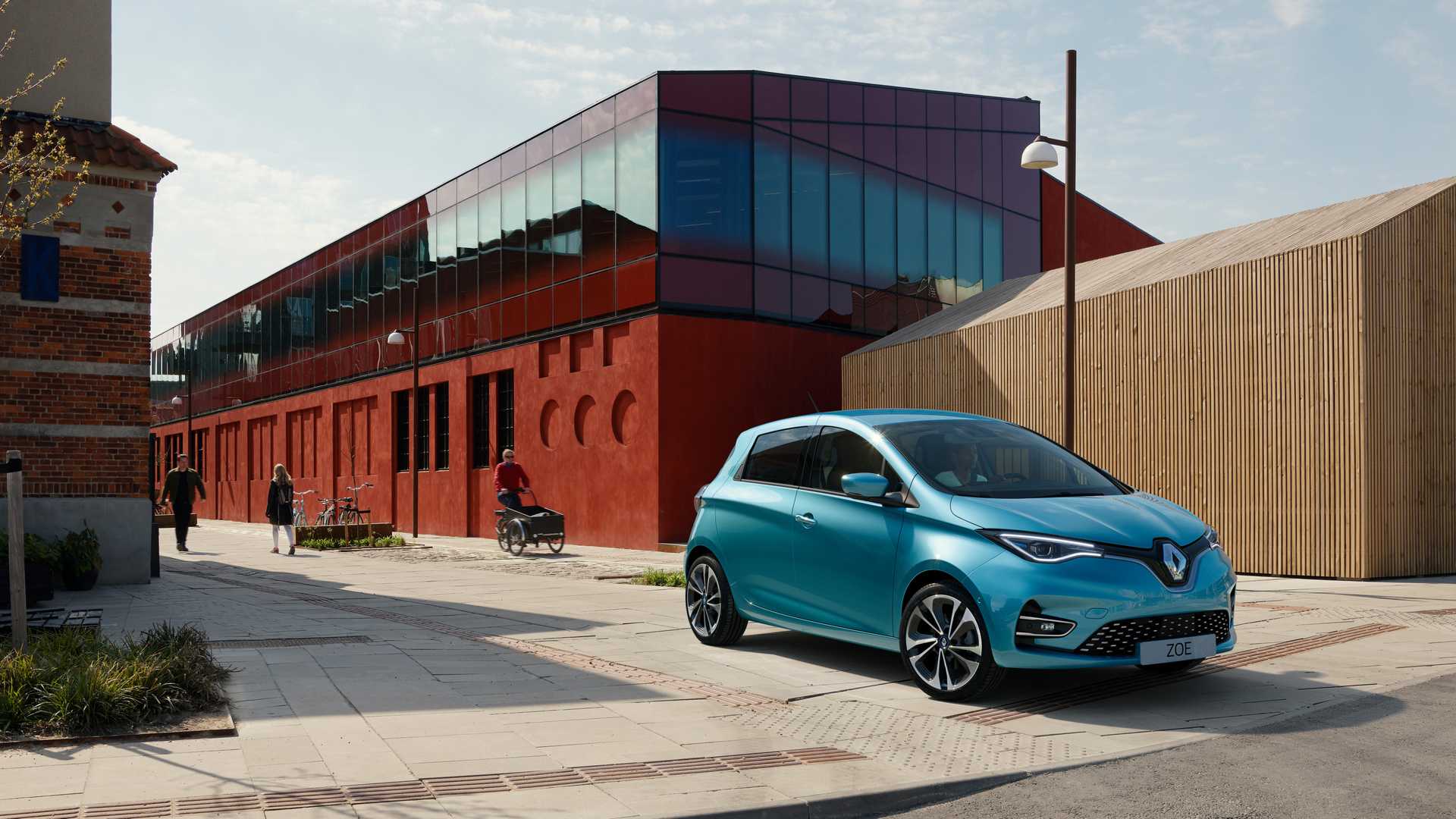 Новото Renault Zoe минава София-Бургас с едно зареждане