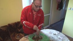 Задържаха мъж за злоупотреба с дарения