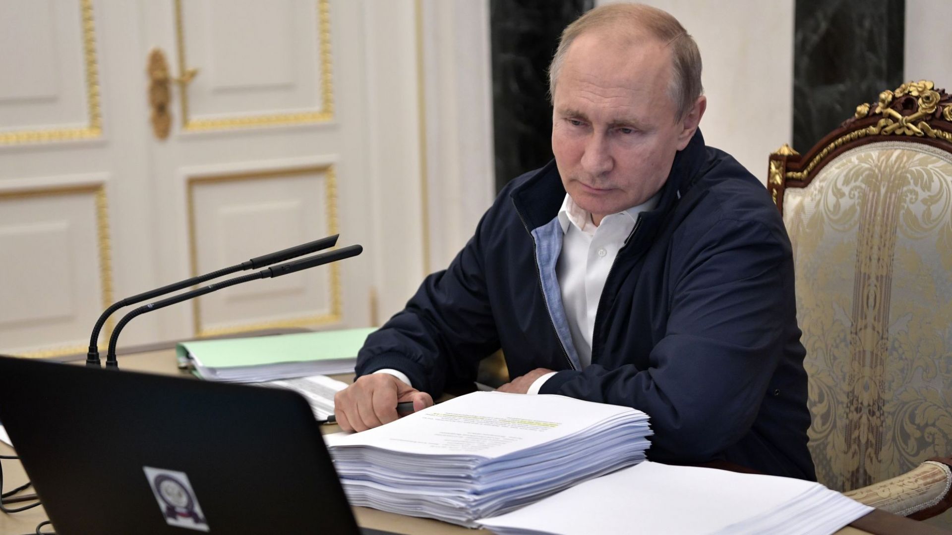 Днес руският президент Владимир Путин ще разговаря за 17 и път