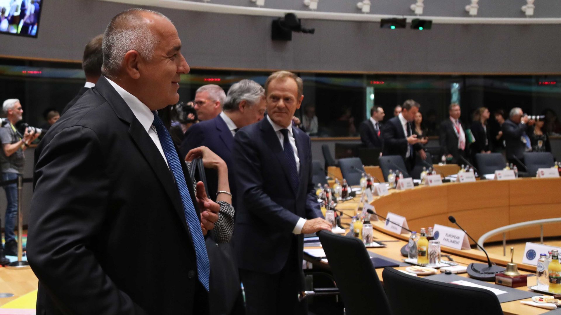 Деликатните преговори водени на срещата на върха на ЕС за