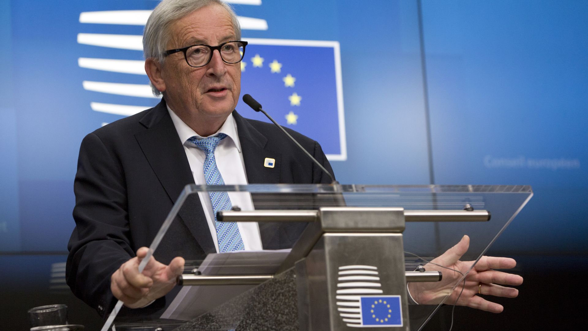 Юнкер: Брекзит е трагичен момент за Европа
