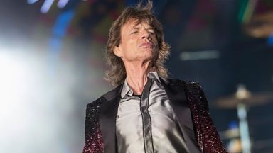 Rolling Stones пуснаха смятано за изгубено парче с Джими Пейдж (видео)