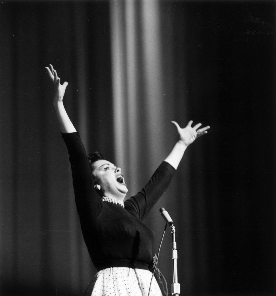 Джуди през 1954 година