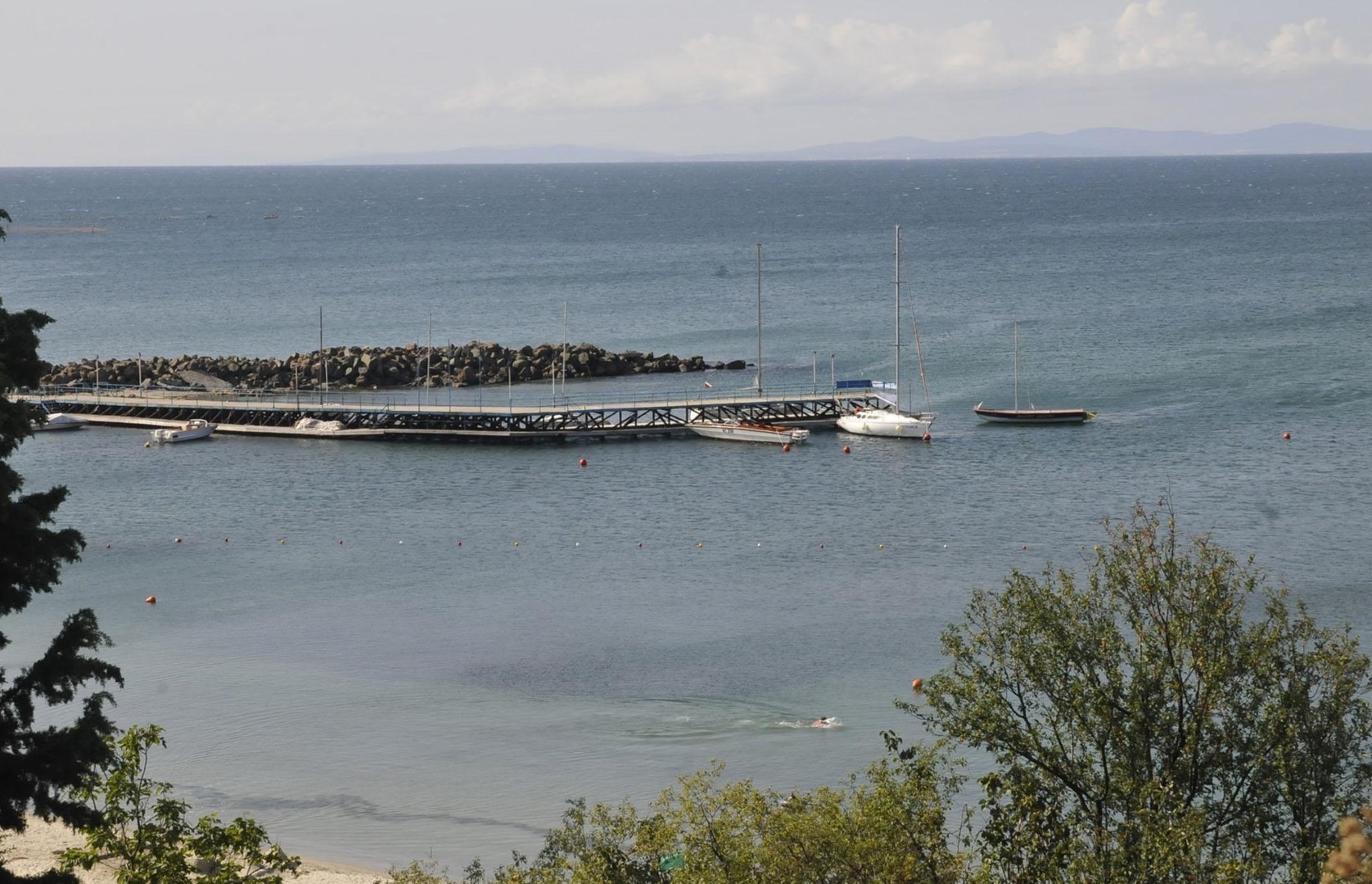 Тайните плажове на курорта Равда