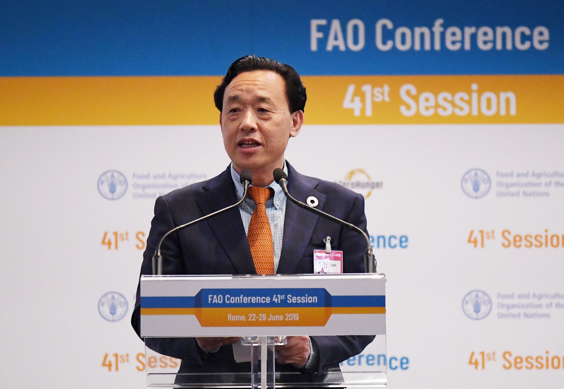 Китайският заместник-министър на земеделието Цюй Дунюй бе избран за нов генерален директор на Организацията за прехрана и земеделие на ООН