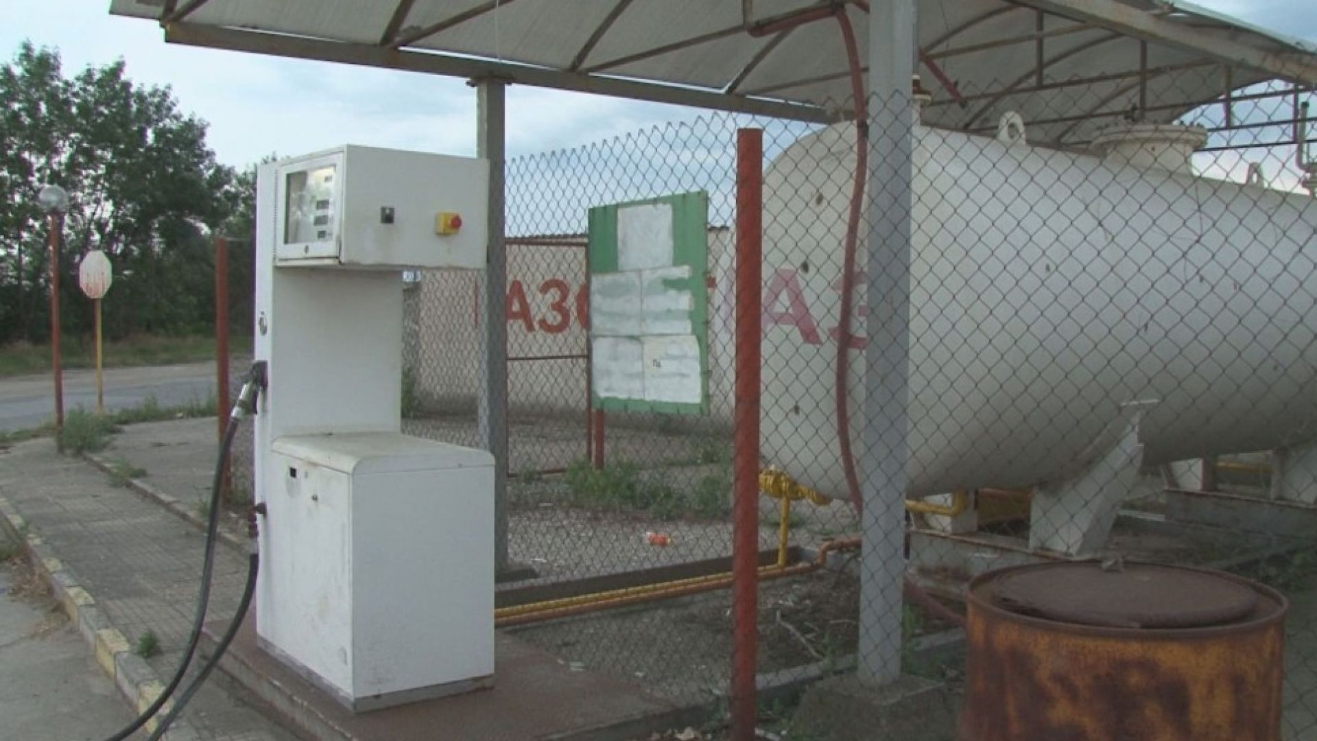 Пожар в стопански двор в покрайнините на пловдивското село Костиево