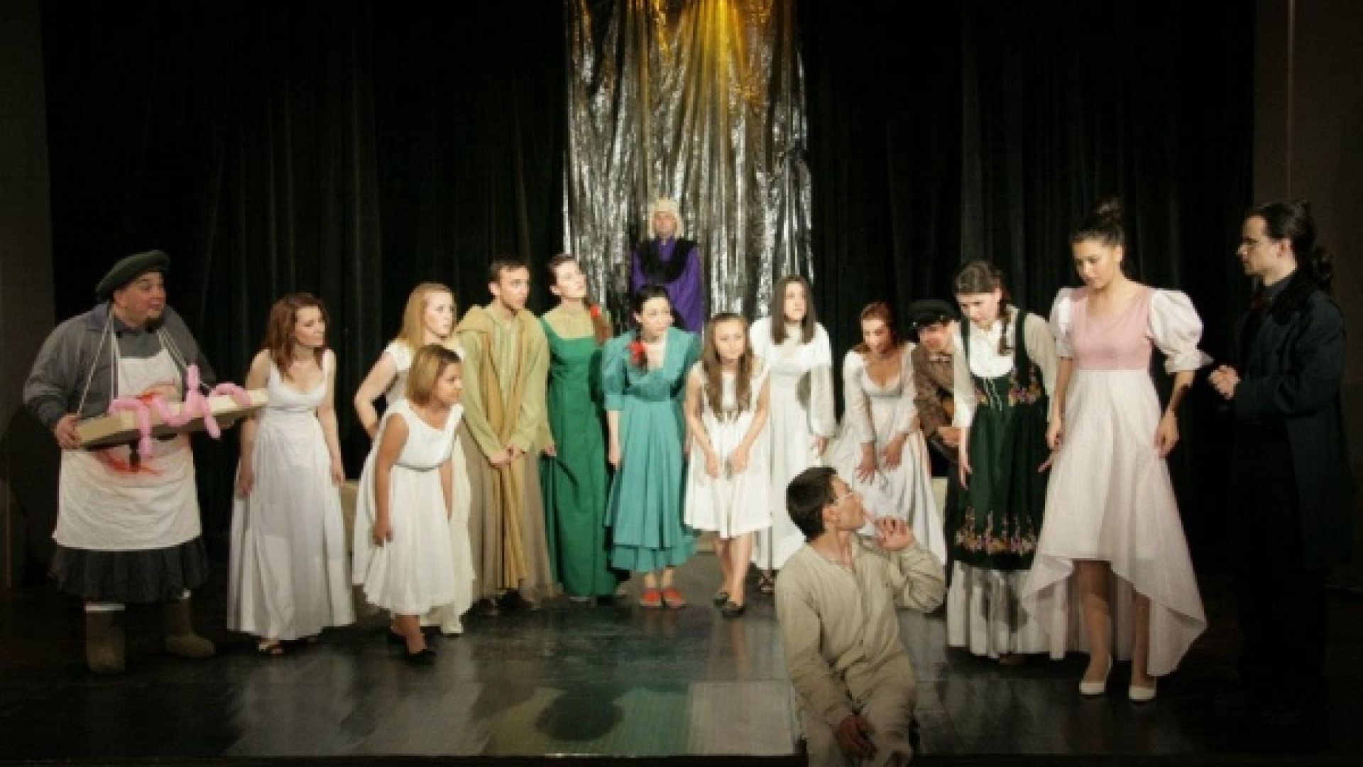 Има голямо възраждане на самодейността в най хубавия й вид на