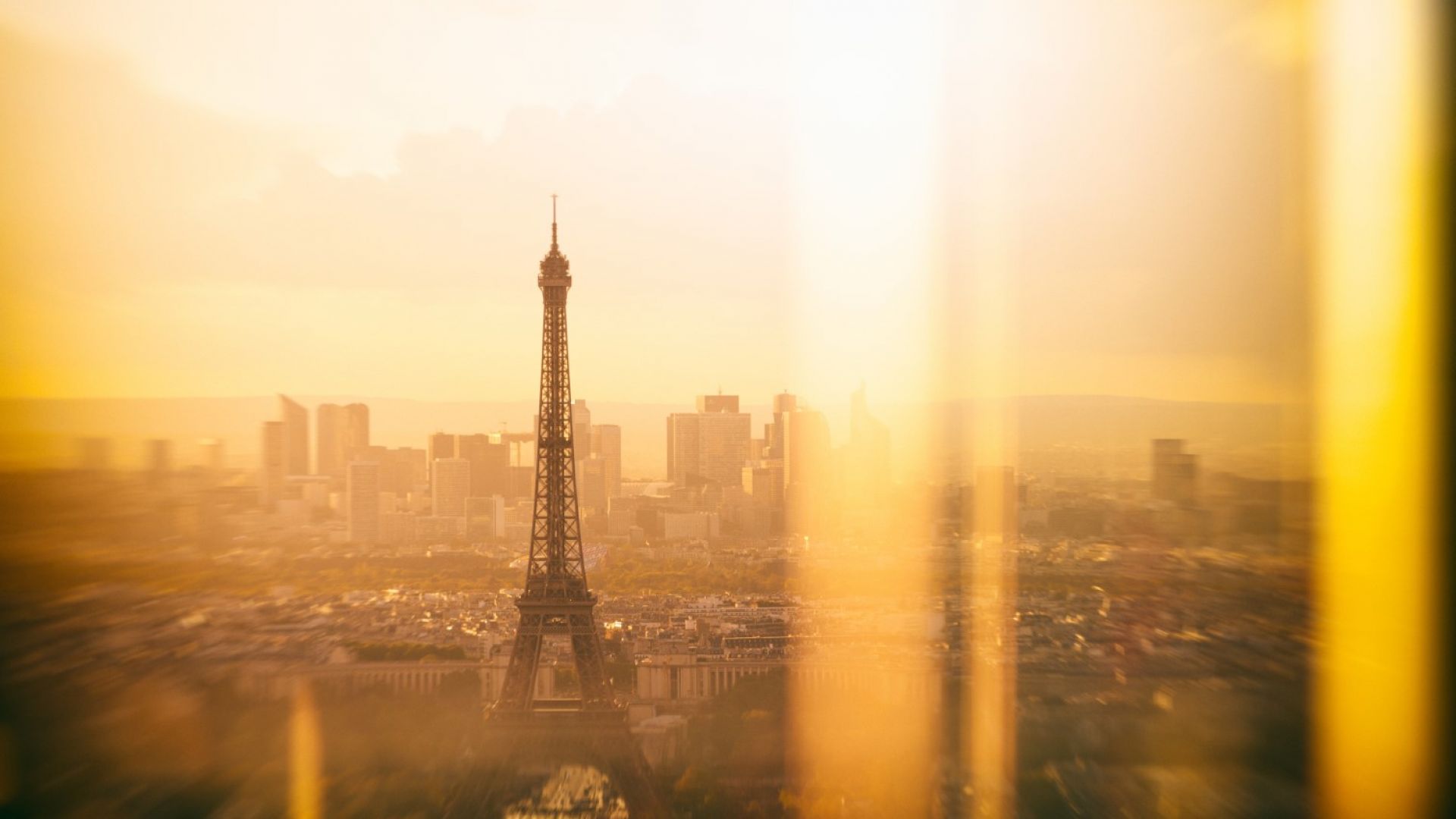 Температурнии рекорди бележат днешния ден в Западна Европа Париж счупи днес