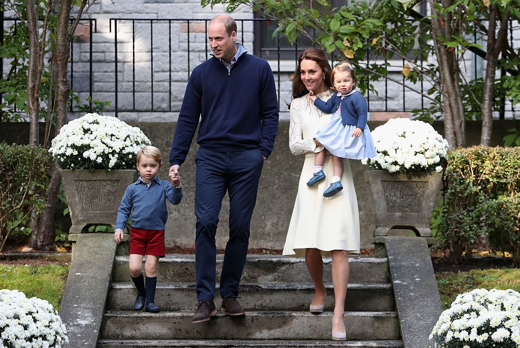 принц Уилям и Кейт с децата си Джордж и Шарлот