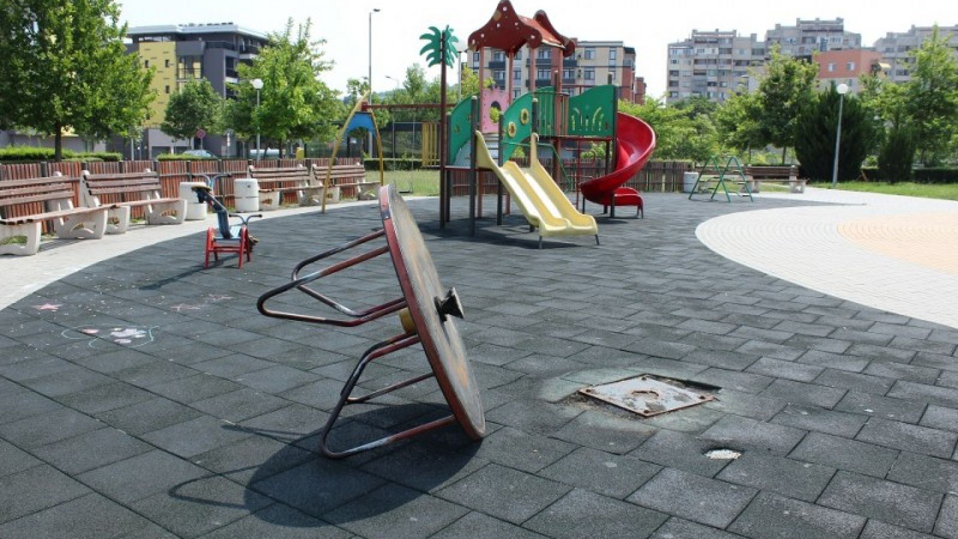 Служители на ОП Градини и паркове алалмираха за поредната вандалска