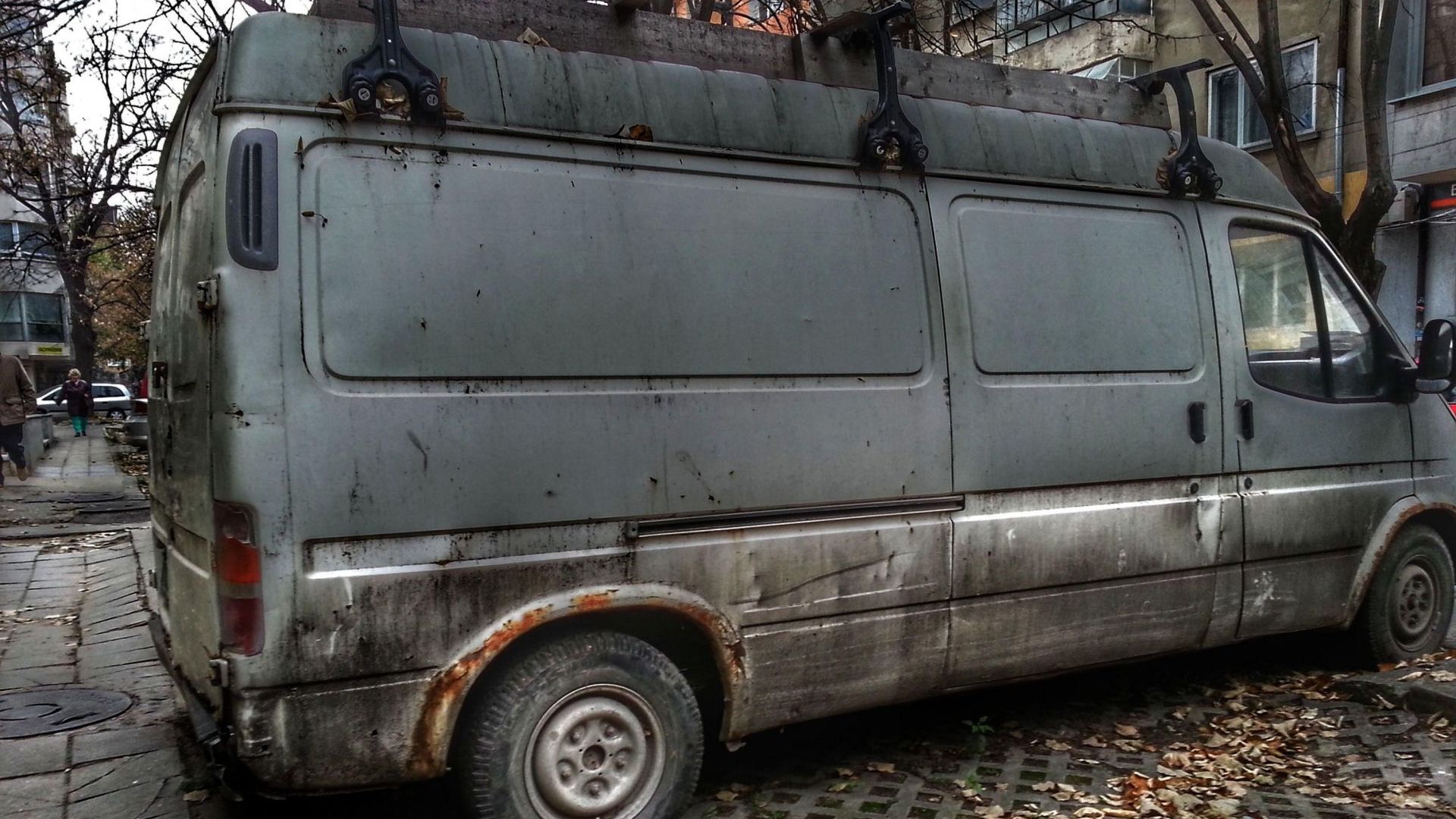 Предлагат драстични мерки срещу изоставените трошки в София