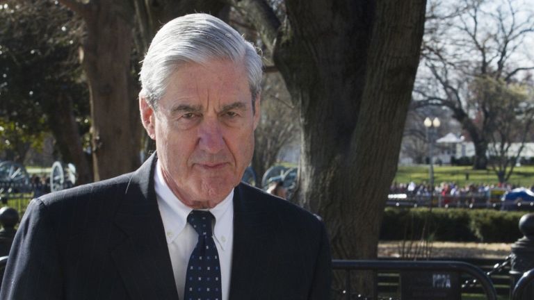 Почина бивш шеф на ФБР, разследвал намеса на Русия в изборите в САЩ. Тръмп: Радвам се, че е мъртъв