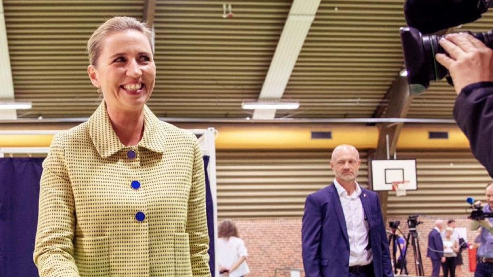 Депутатката от социалдемократическата партия Мете Фредериксен ще оглави новото правителство