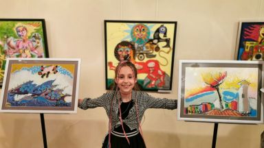 10-годишната пра-пра внучка на Златю Бояджиев с първа изложба