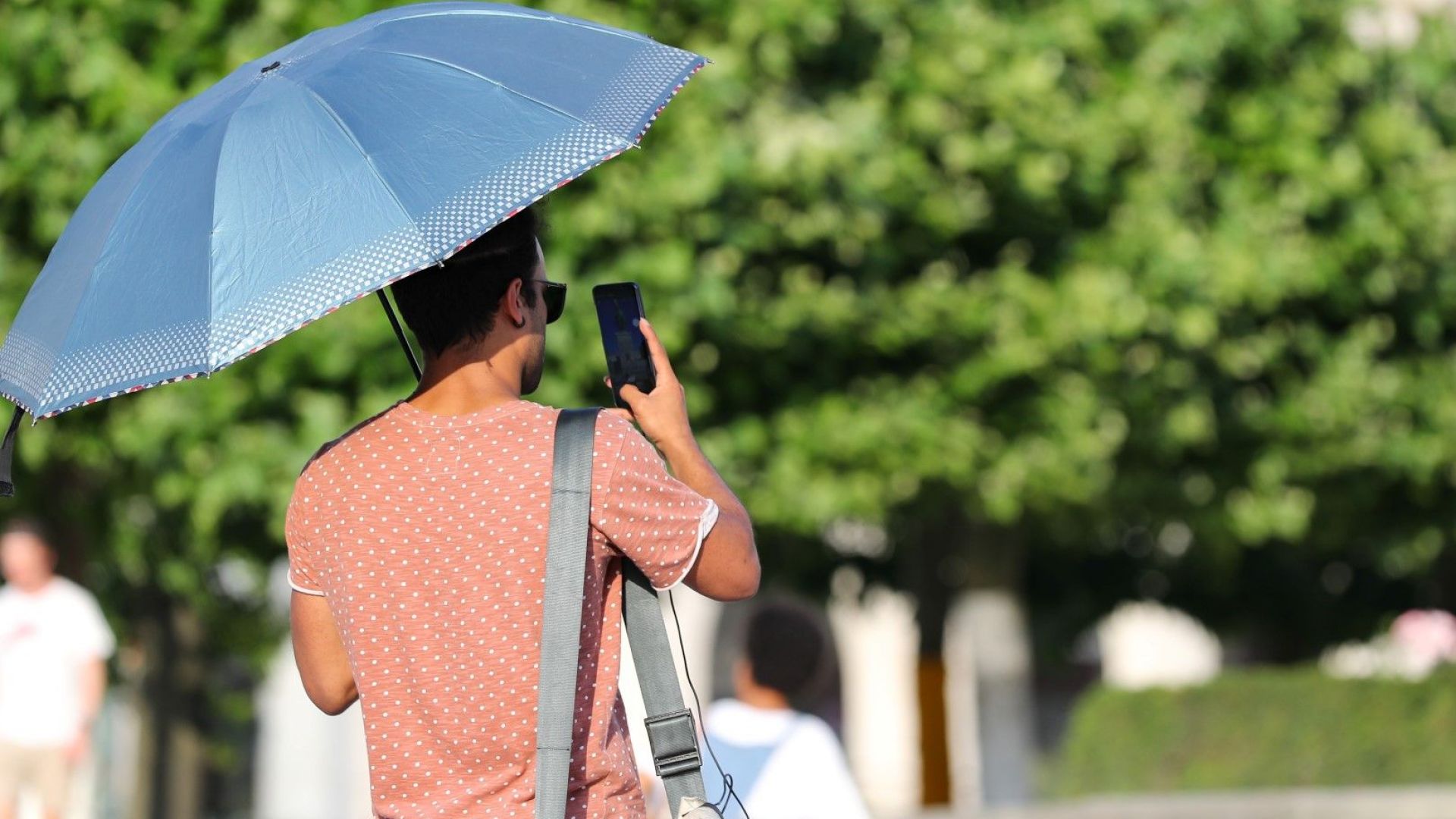 Във Франция и Испания се очакват над 40 градуса по