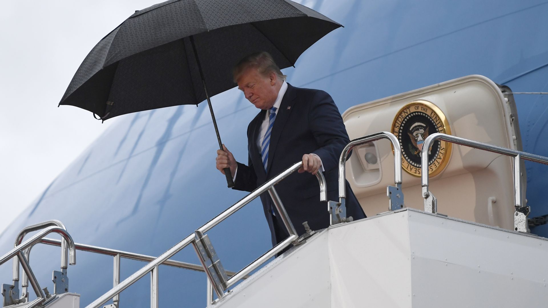 Виж още Двойниците на Тръмп и Ким вече са в