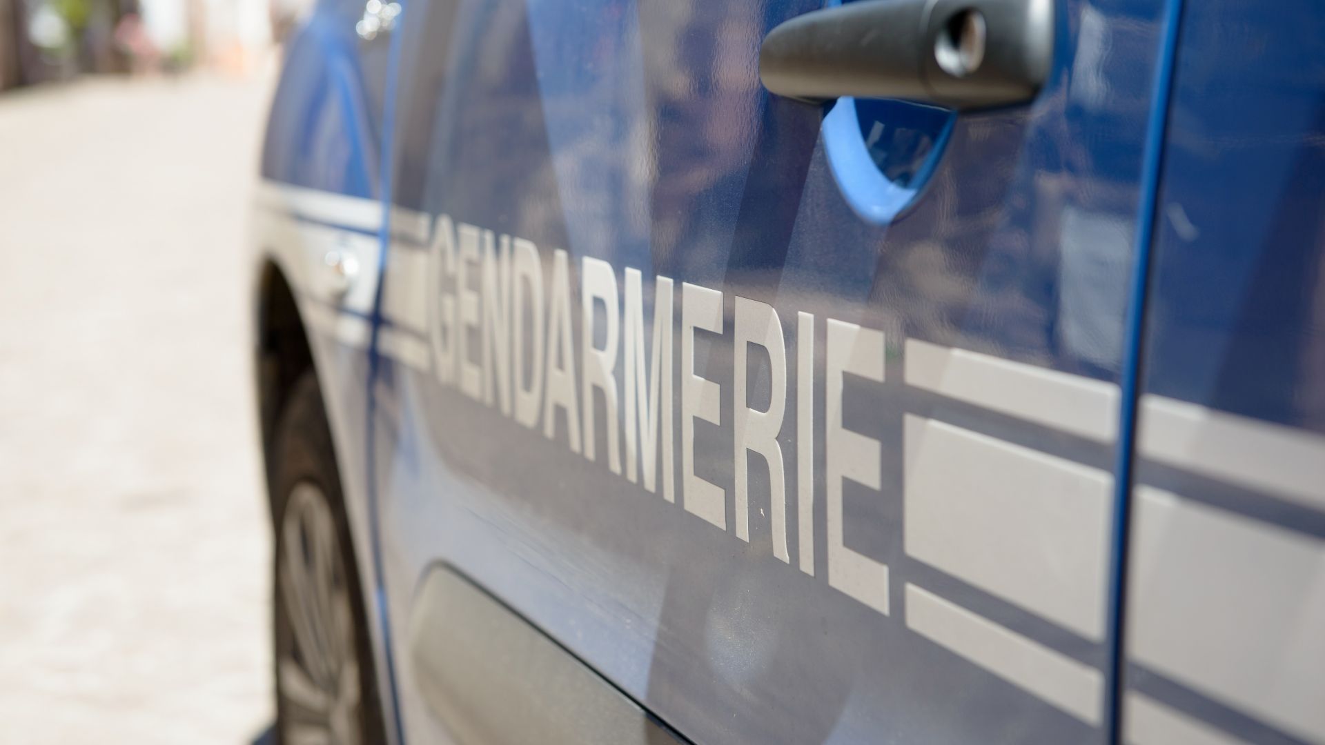 Френската прокуратура отхвърли версията че стрелбата пред джамия в западния