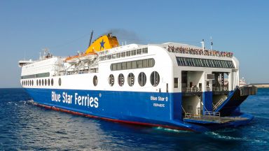 Нови правила за пътуване с ферибот в Гърция