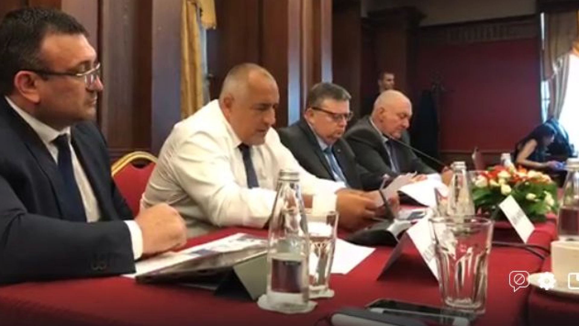 3 8 е нивото на незаконната търговия с цигари за първото