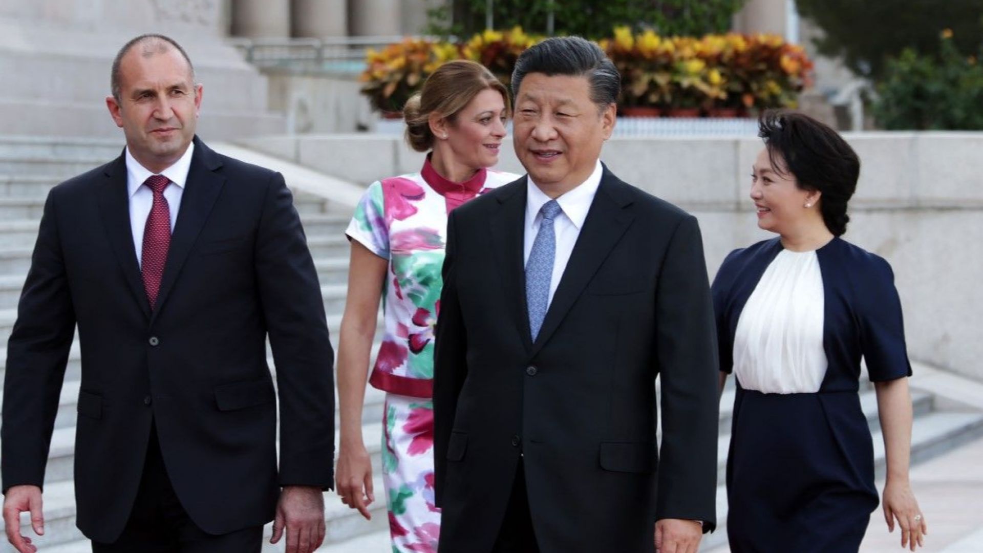 Президентите Румен Радев и Си Дзинпин се договориха на среща