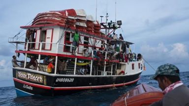 27 души загинаха при потъване на рибарски кораб край Хондурас