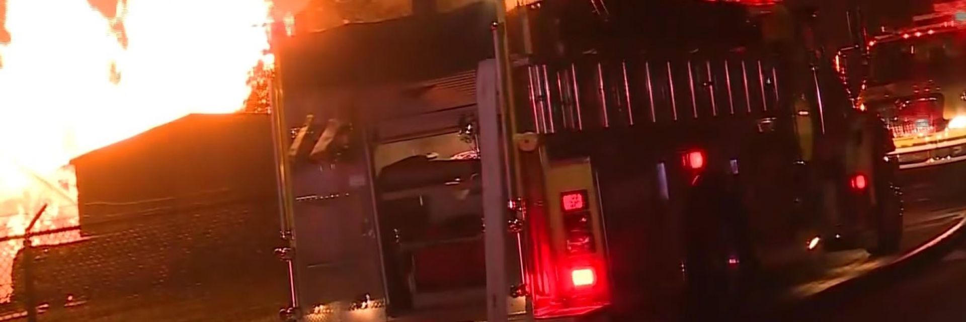 Пожар в склад на Jim Beam унищожи 40 000 барела бърбън, щетите са за стотици милиони