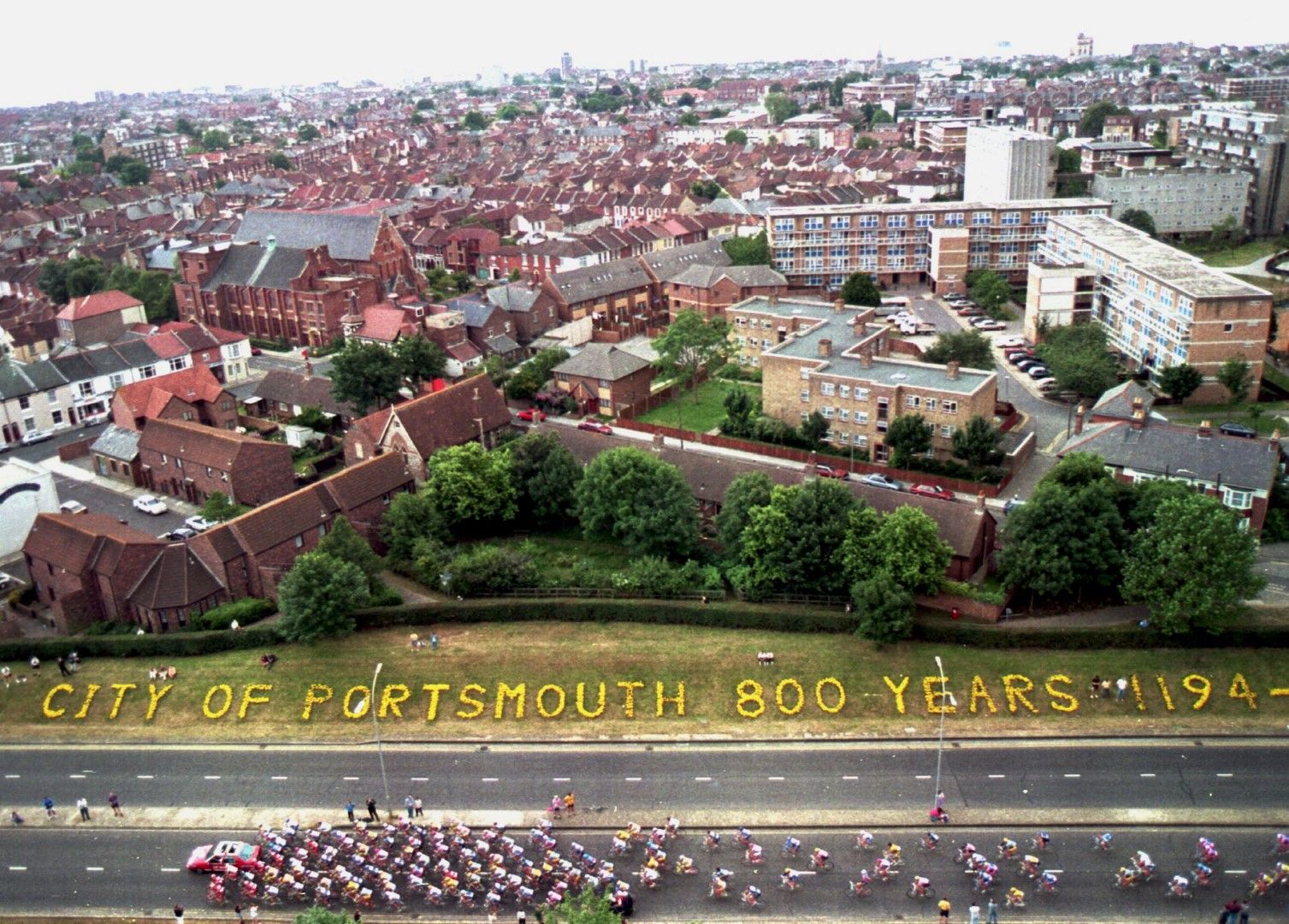 На територията на Великобритания - "Турът" е в Портсмут (1994 г.)