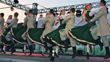 Лятна сцена НДК посреща  XXIII Международен фолклорен фестивал "Витоша"