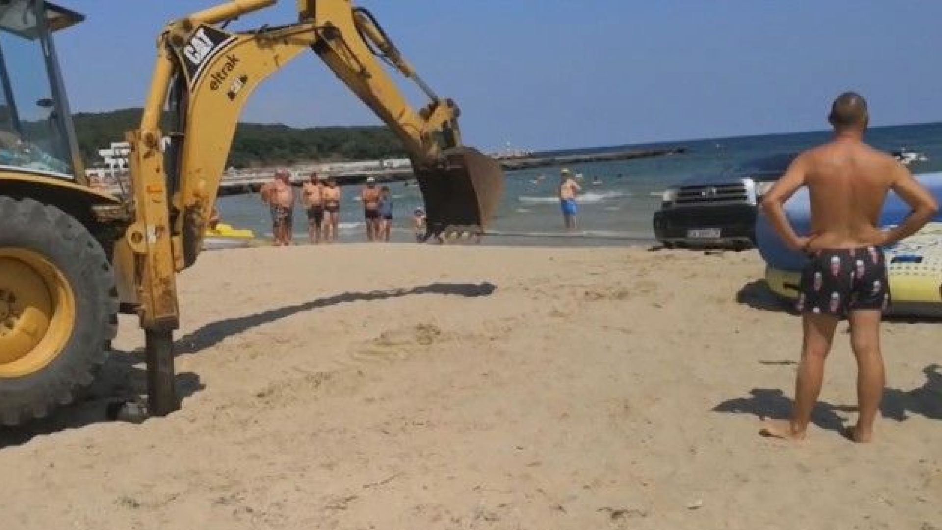 Христо Щърбанов собственикът на джипа който затъна в пясъка на