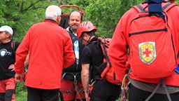 Спасители евакуират пострадал турист в Пирин