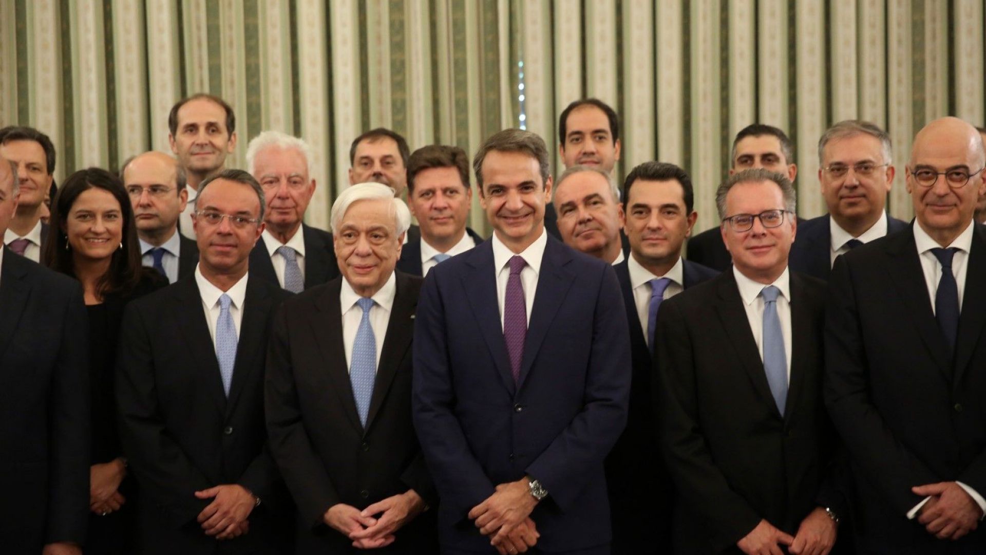 Правителството на спечелилата парламентарните избори в Гърция дясноцентристка партия Нова