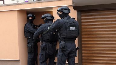 ГДБОП разби престъпна група, източила 800 000 лева от банкови сметки