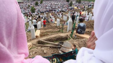 Мнението на Дуракович и други босненски политици и анализатори бе