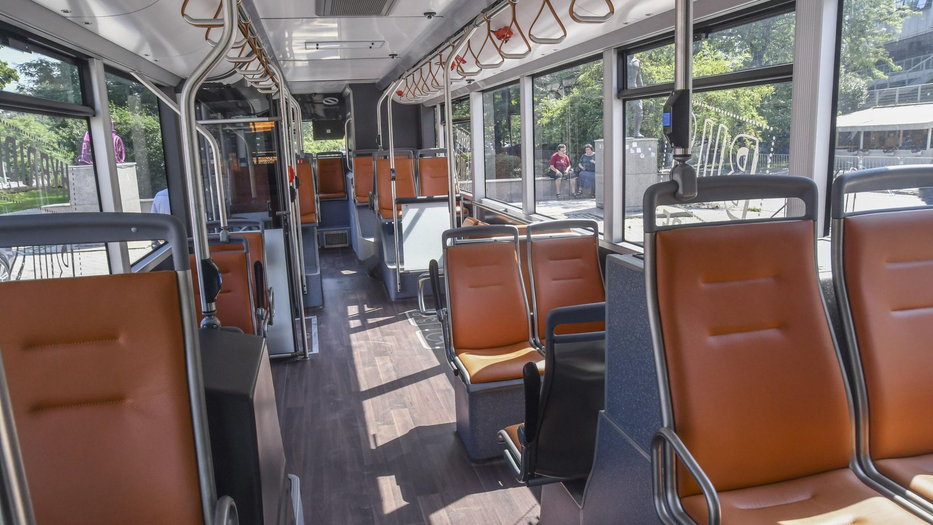 Продължаваме мащабната програма за модернизация на превозните средства на градския