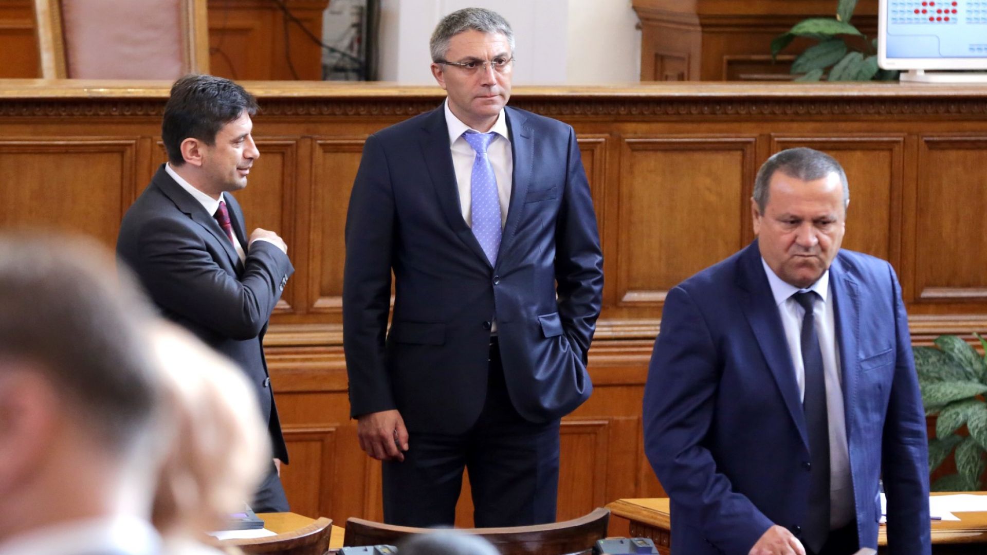 ДПС иска не само машинно гласуване но и машинно преброяване