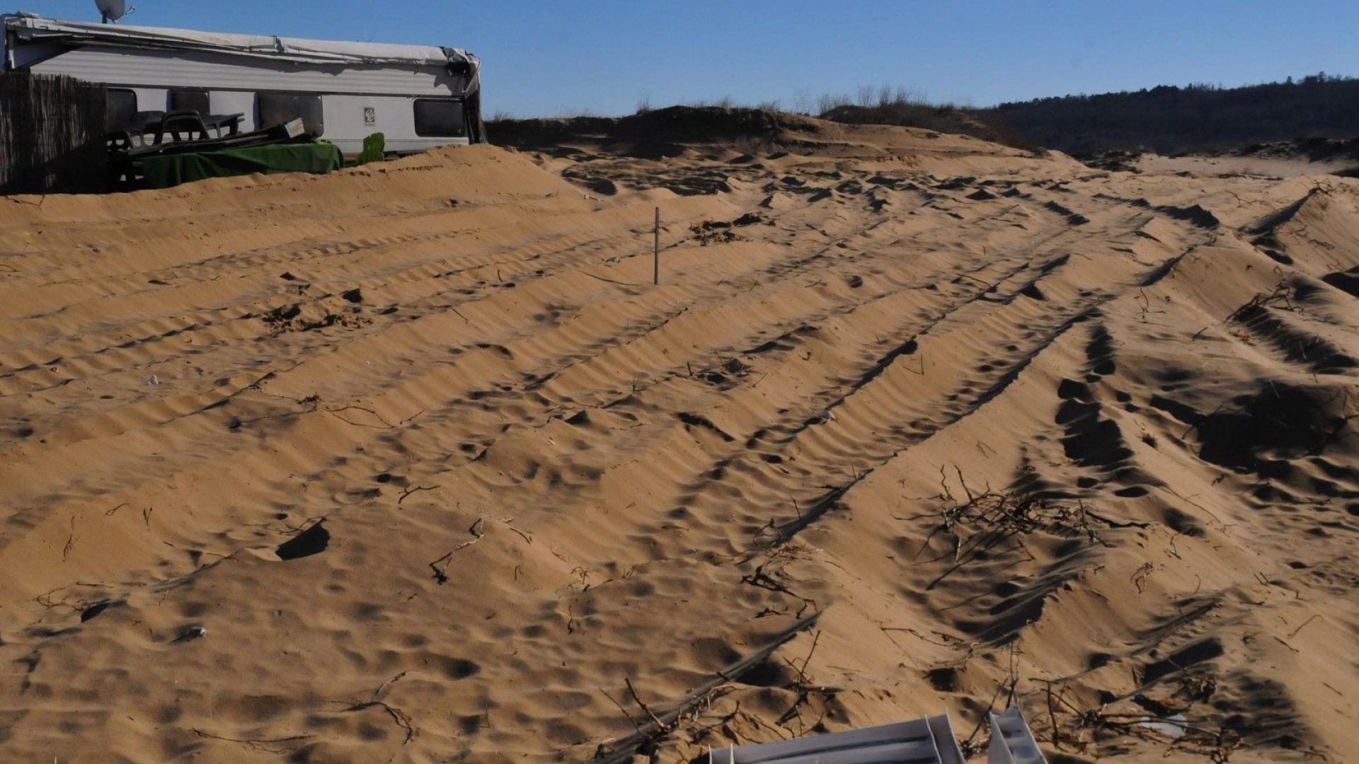 Започва ново обследване на пясъчните дюни извън плаж „Каваците“ 