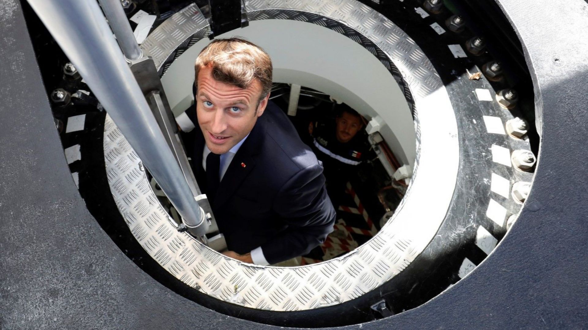 Франция пусна на вода нова атомна подводница   