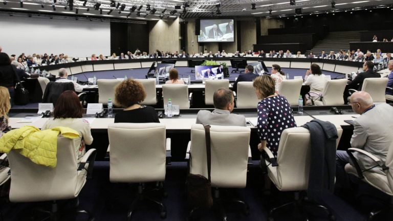 Новият здравен модел: Представиха проекта за децентрализация на системата (снимки)