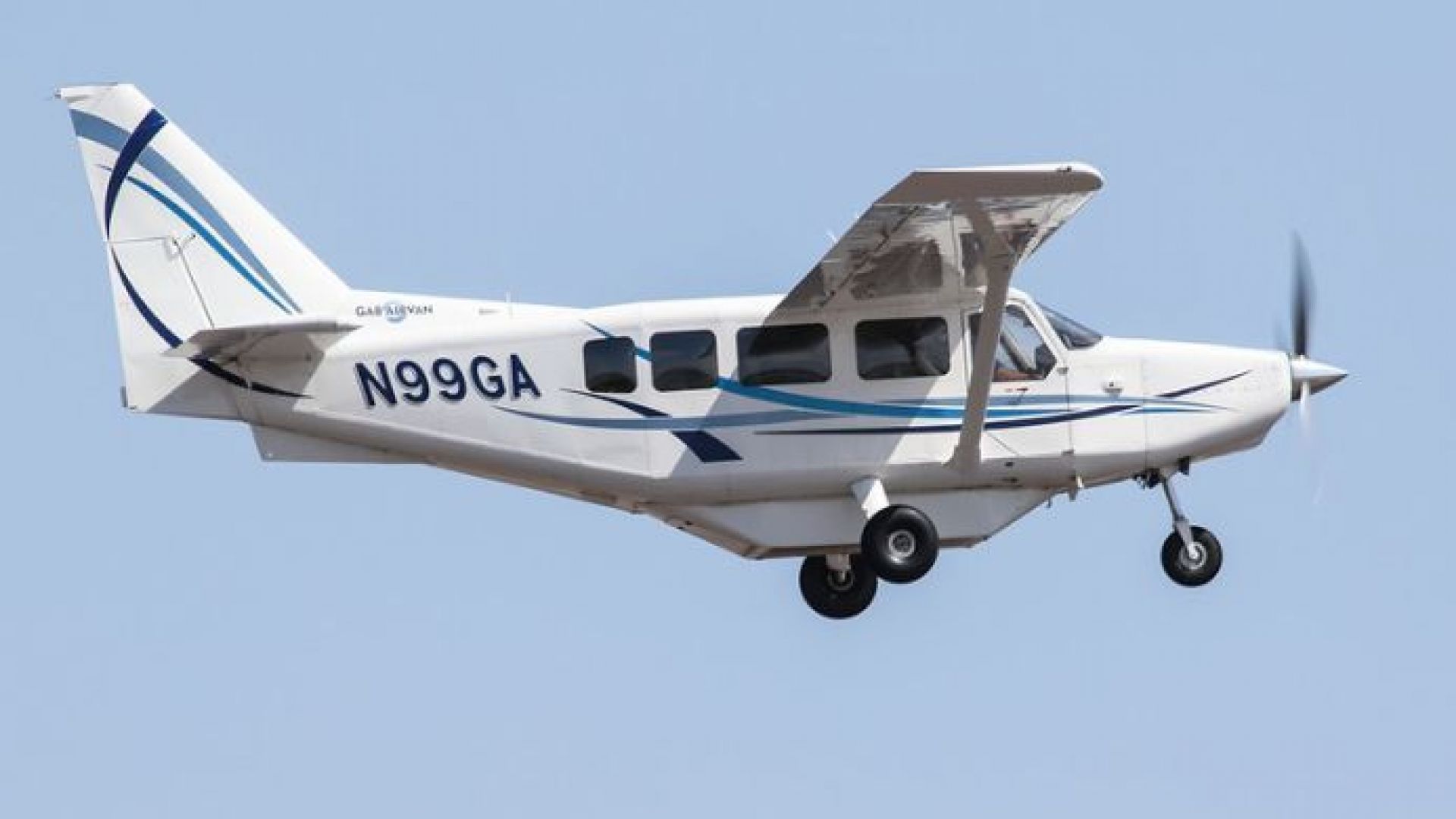 9 има парашутисти са загинали в Швеция след като самолет превозващ