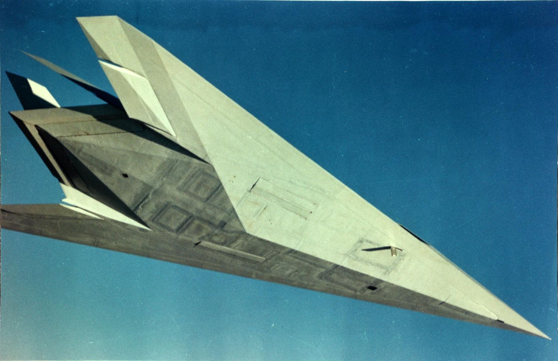 Прототип на F-117, тестван над Зона 51